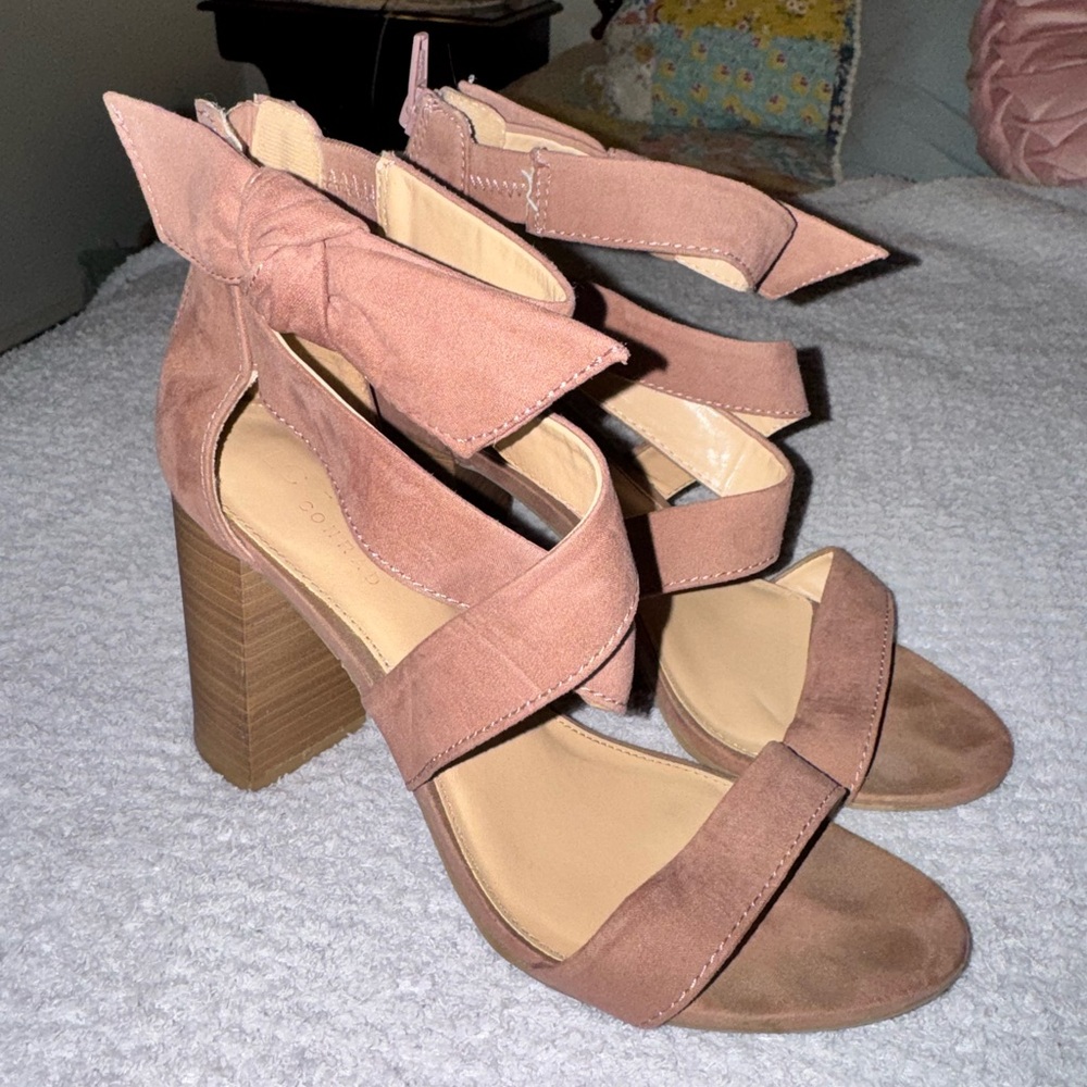 Women’s Mauve Heels